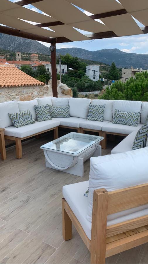 Vetilios Lithos Boutique Hotel Néon Oítilon Eksteriør bilde