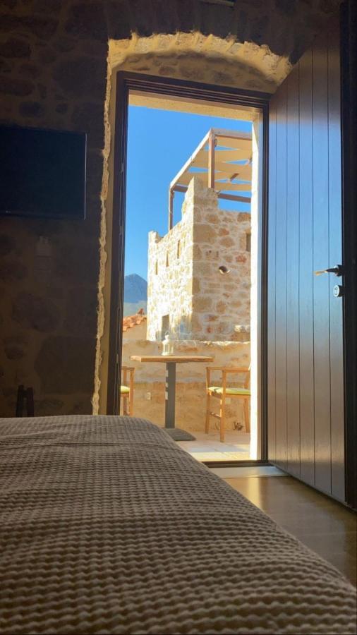 Vetilios Lithos Boutique Hotel Néon Oítilon Eksteriør bilde