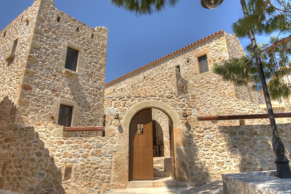 Vetilios Lithos Boutique Hotel Néon Oítilon Eksteriør bilde