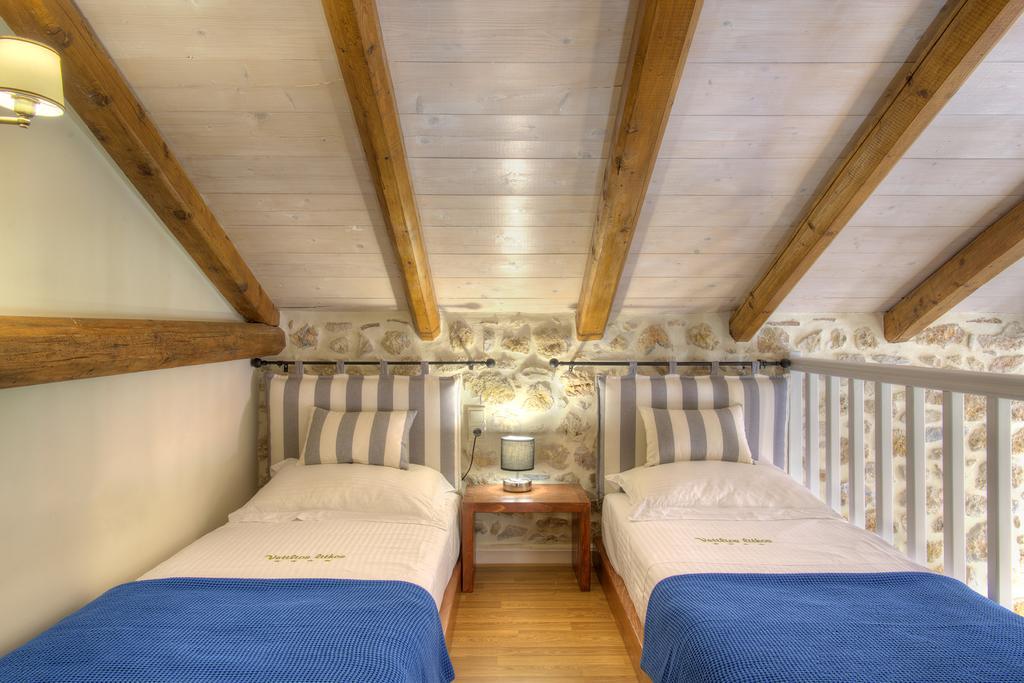 Vetilios Lithos Boutique Hotel Néon Oítilon Eksteriør bilde