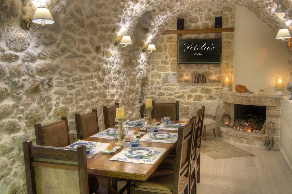 Vetilios Lithos Boutique Hotel Néon Oítilon Eksteriør bilde